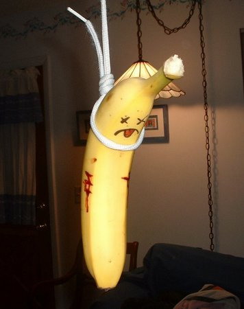 Повешаный банан дата поступления:04.03.2007 14:02